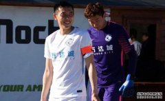 秦升太太呼吁球迷力挺丈夫：不要