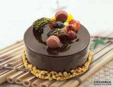 五颜六色的蛋糕吃了到底对你有多