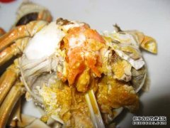 买螃蟹别只会分公母！学会这3招，