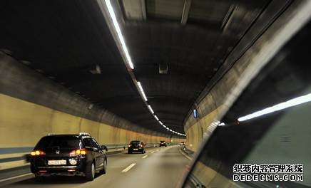 Gubristtunnel高速公路隧道