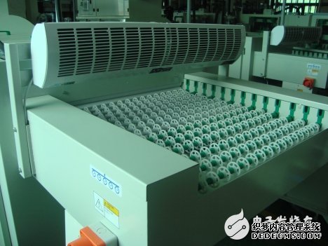 海为C60S0T系列PLC在线路板湿流程设备中的应用设计