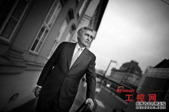 Peter Loescher 西门子前总栽l罗旭德