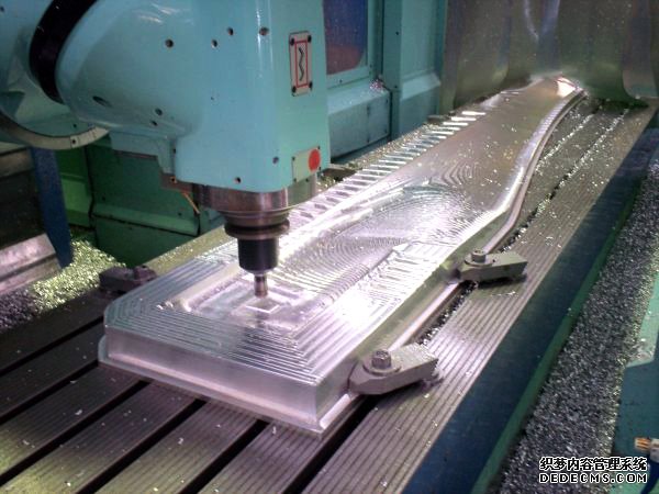 数控机床加工技术